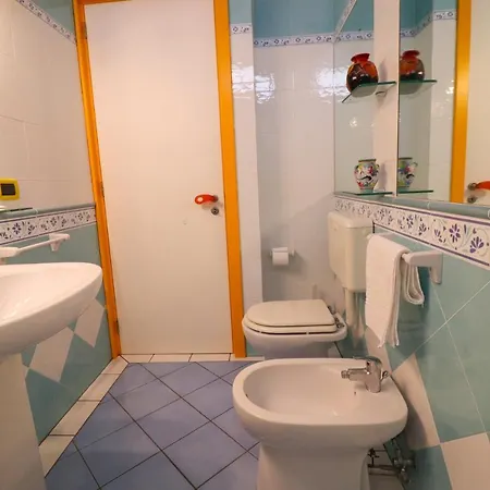 La Perla A Castro
